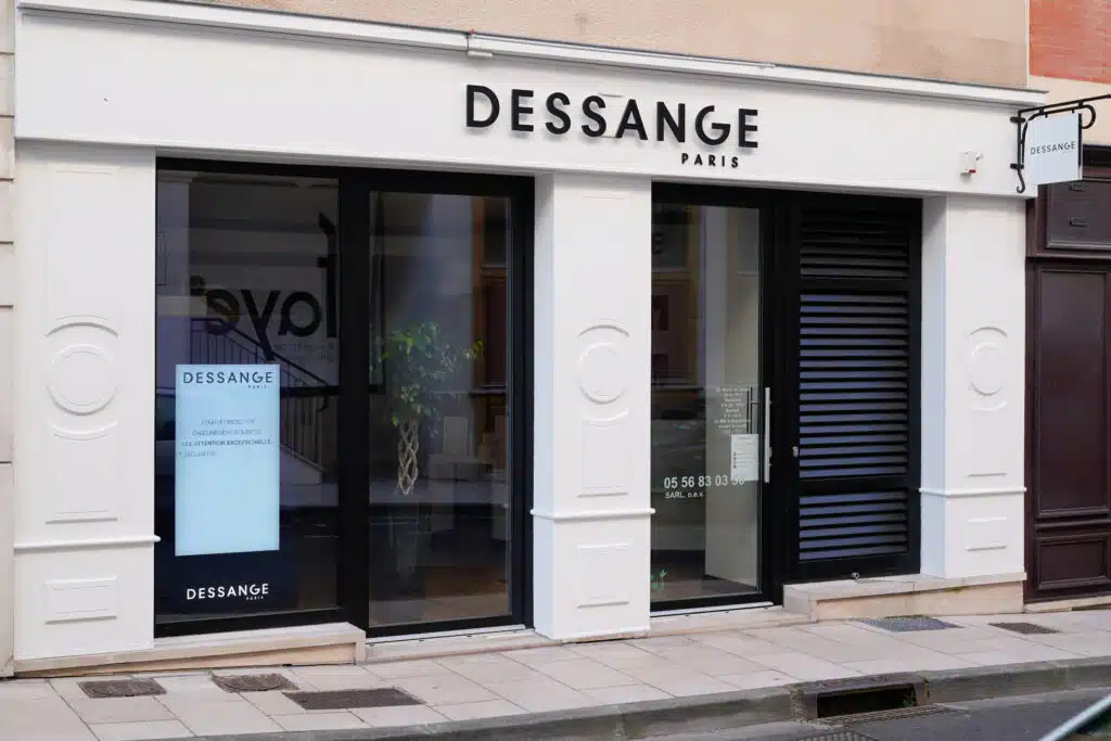 street front venue beauty salon exterior